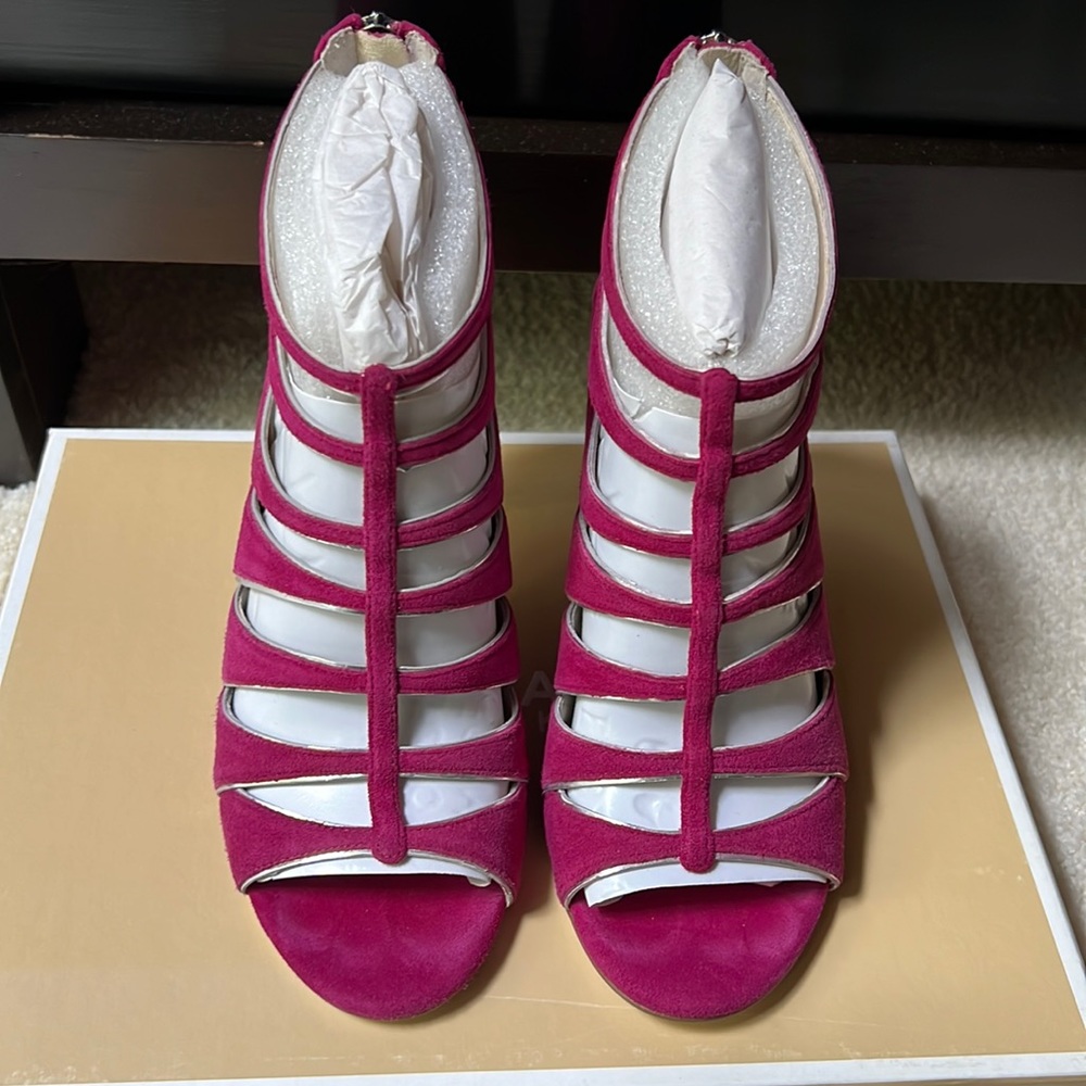 MICHAEL Michael Kors Mavis Leather Sandal - Picture 2 of 5